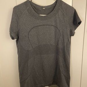 Gray Lululemon Short Sleeve